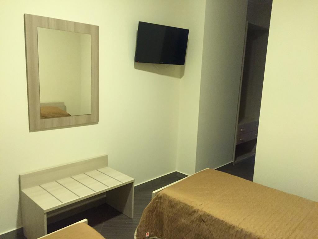 Civico 83 Bed & Breakfast Reggio Calabria Room photo